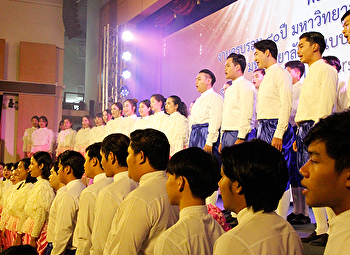 สาขาวิชาดนตรี
นำนักศึกษาแสดงในพิธีเปิดครบรอบ 80 ปี
สวนสุนันทา