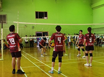 Students from the Faculty of Fine and
AppliedArts participated in the men's
volleyball competition.